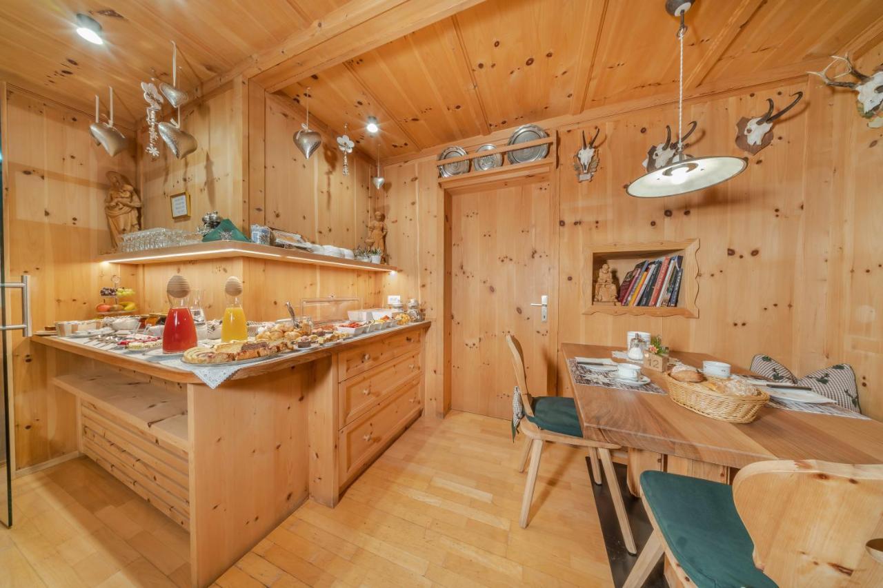 Bed and Breakfast Garni Tramans Selva di Val Gardena Esterno foto