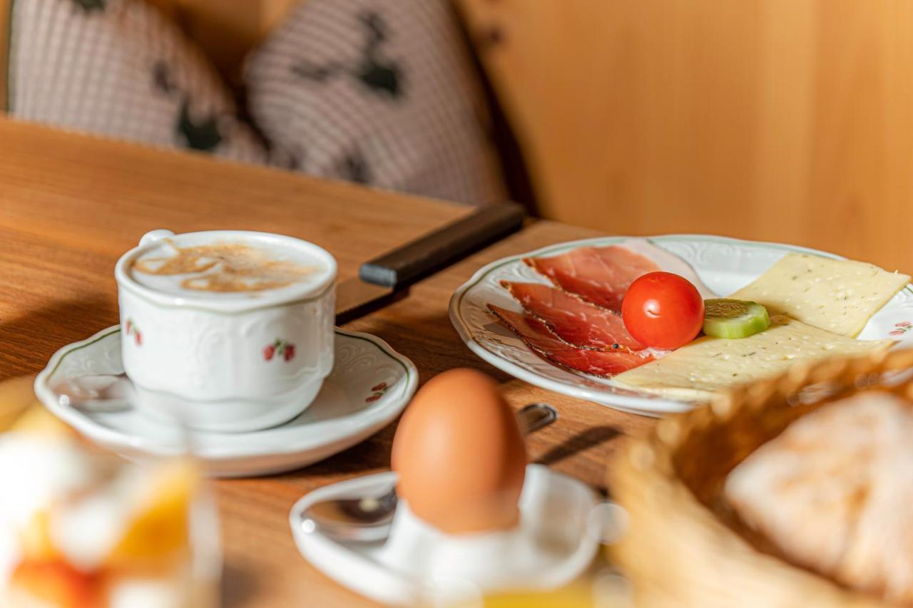Bed and Breakfast Garni Tramans Selva di Val Gardena Esterno foto