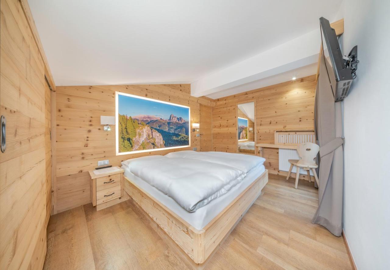 Bed and Breakfast Garni Tramans Selva di Val Gardena Esterno foto