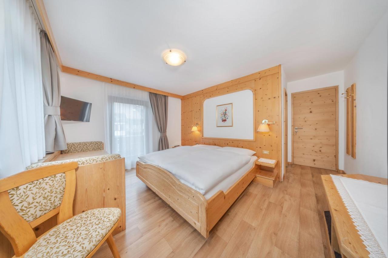 Bed and Breakfast Garni Tramans Selva di Val Gardena Esterno foto
